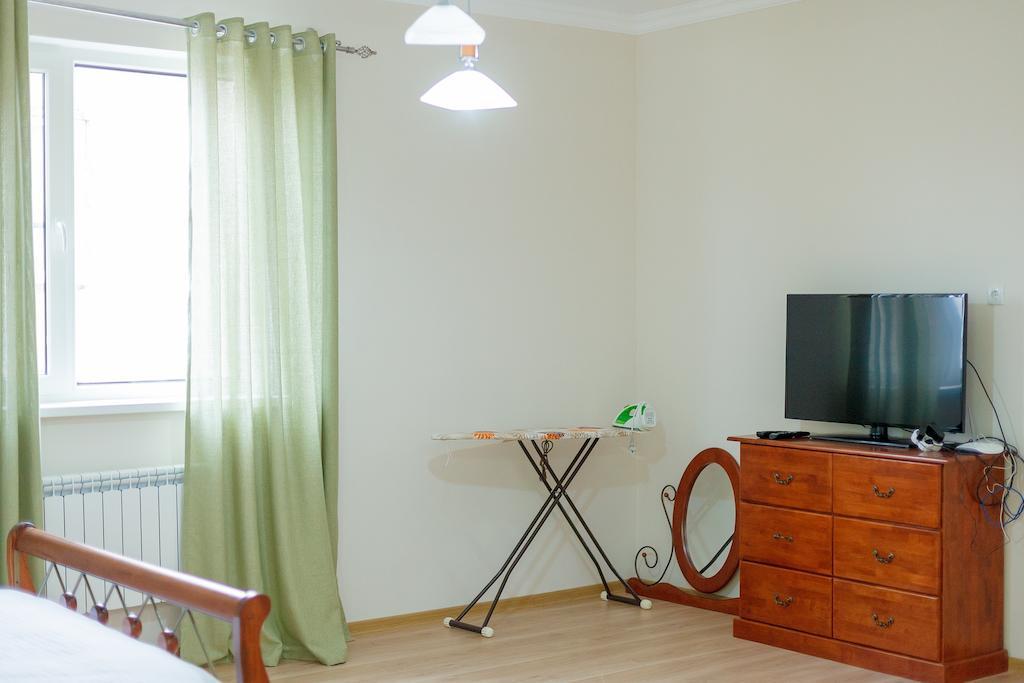 Sarai-Batu Guest House Atyraū Habitación foto