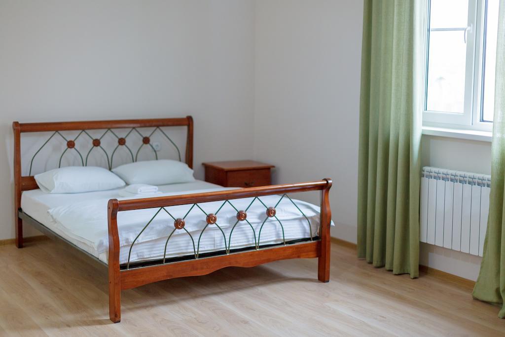 Sarai-Batu Guest House Atyraū Habitación foto